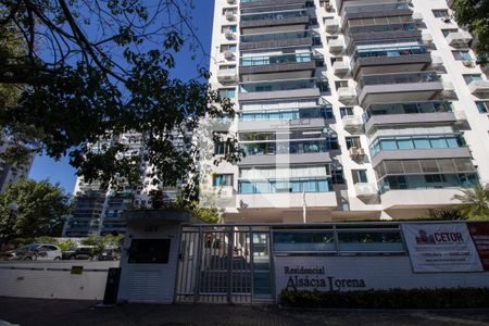Apartamento para alugar com 82m², 3 quartos e 1 vagaFachada