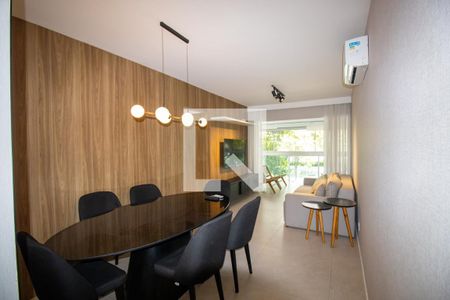 Sala de apartamento para alugar com 3 quartos, 82m² em Barra Olímpica, Rio de Janeiro