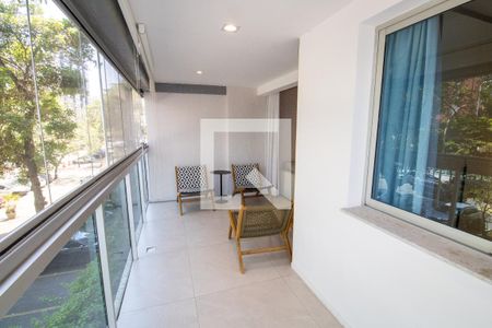 Varanda de apartamento para alugar com 3 quartos, 82m² em Barra Olímpica, Rio de Janeiro