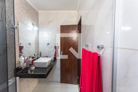 Apartamento à venda com 120m², 3 quartos e 1 vaga Apartamento à venda com 120m², 3 quartos e 1 vagaBanheiro da Suíte