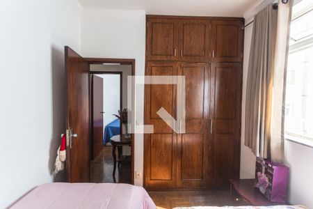 Apartamento à venda com 120m², 3 quartos e 1 vaga Apartamento à venda com 120m², 3 quartos e 1 vagaArmário do Quarto 3