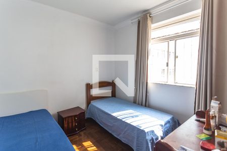 Apartamento à venda com 120m², 3 quartos e 1 vaga Apartamento à venda com 120m², 3 quartos e 1 vagaQuarto 2