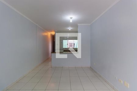 Sala/Cozinha de casa para alugar com 1 quarto, 96m² em Jardim Ana Rosa, São Paulo