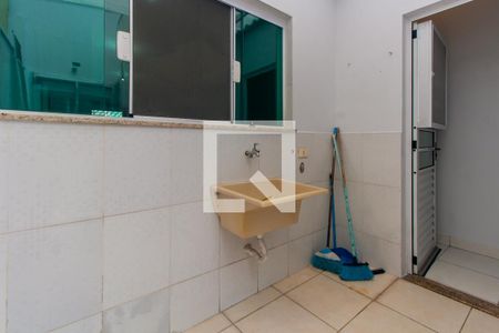 Casa para alugar com 96m², 1 quarto e 2 vagas Casa para alugar com 96m², 1 quarto e 2 vagasÁrea de Serviço