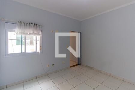 Casa para alugar com 96m², 1 quarto e 2 vagas Casa para alugar com 96m², 1 quarto e 2 vagasQuarto
