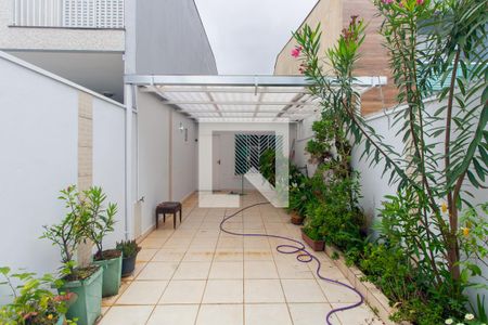 Casa para alugar com 96m², 1 quarto e 2 vagas Casa para alugar com 96m², 1 quarto e 2 vagasGaragem