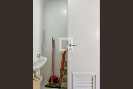 Apartamento para alugar com 242m², 4 quartos e 3 vagasBanheiro de serviço