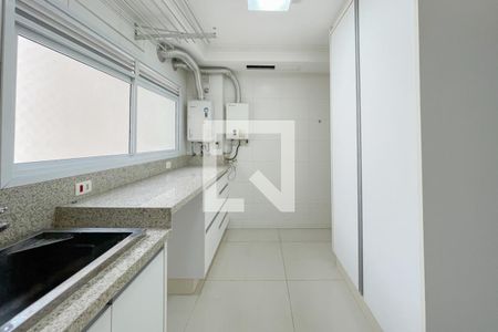 Apartamento para alugar com 242m², 4 quartos e 3 vagasÁrea de Serviço