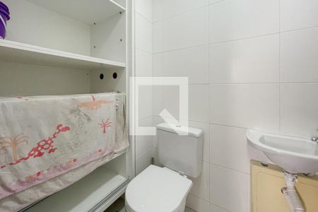 Apartamento para alugar com 242m², 4 quartos e 3 vagasBanheiro de serviço