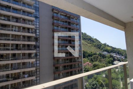 Varanda de kitnet/studio para alugar com 1 quarto, 48m² em Jacarepaguá, Rio de Janeiro