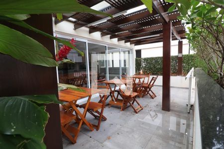 Apartamento para alugar com 77m², 2 quartos e 1 vagaÁrea comum - Churrasqueira