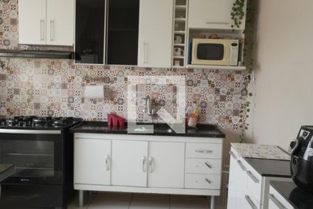 Casa à venda com 270m², 4 quartos e 1 vaga Casa à venda com 270m², 4 quartos e 1 vagaCozinha