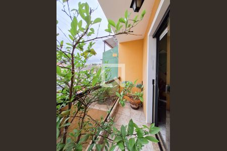 Casa à venda com 168m², 3 quartos e 4 vagasSacada Sala