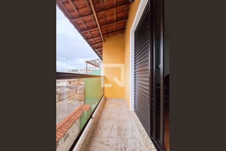 Casa à venda com 168m², 3 quartos e 4 vagasSacada Quarto 1