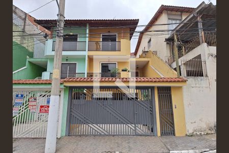 Casa à venda com 168m², 3 quartos e 4 vagasFachada