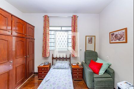 Quarto 2 de casa à venda com 3 quartos, 210m² em Barreiro, Belo Horizonte