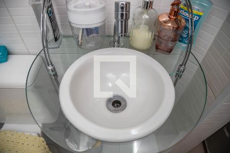 Apartamento à venda com 65m², 2 quartos e 1 vagaBanheiro da suíte 