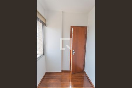 Escritório de apartamento para alugar com 2 quartos, 70m² em Vila Paris, Belo Horizonte