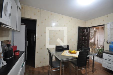 Casa à venda com 130m², 2 quartos e 1 vagaCozinha