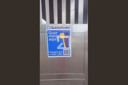 Casa à venda com 430m², 2 quartos e 2 vagasPlaca instalada