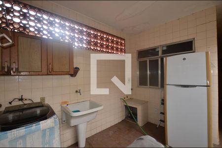 Casa à venda com 430m², 2 quartos e 2 vagasÁrea de Serviço