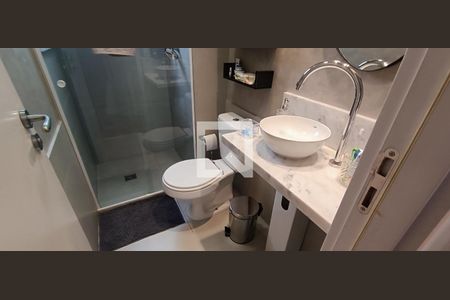 Apartamento à venda com 53m², 2 quartos e 1 vaga Apartamento à venda com 53m², 2 quartos e 1 vagaBanheiro da Suíte