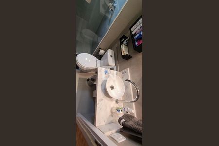 Apartamento à venda com 53m², 2 quartos e 1 vaga Apartamento à venda com 53m², 2 quartos e 1 vagaBanheiro da Suíte