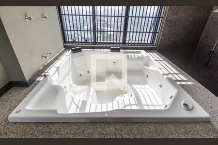 Apartamento à venda com 48m², 1 quarto e 1 vagaPiscina Coberta