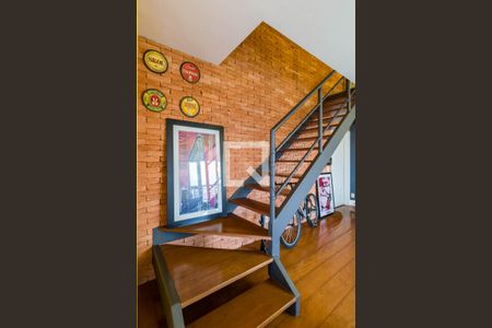 Escada de apartamento à venda com 2 quartos, 170m² em Paraíso do Morumbi, São Paulo