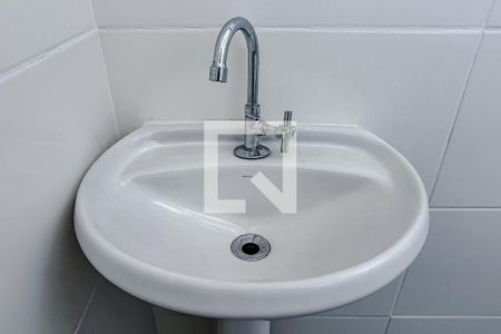Banheiro de apartamento para alugar com 2 quartos, 43m² em Quarta Parada, São Paulo