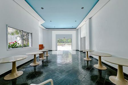 Apartamento para alugar com 72m², 2 quartos e 1 vagaÁrea comum