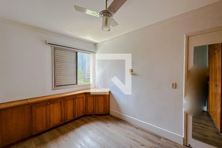 Apartamento para alugar com 72m², 2 quartos e 1 vagaQuarto 1