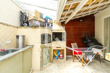 Casa de condomínio à venda com 174m², 3 quartos e 2 vagas Casa de condomínio à venda com 174m², 3 quartos e 2 vagasChurrasqueira