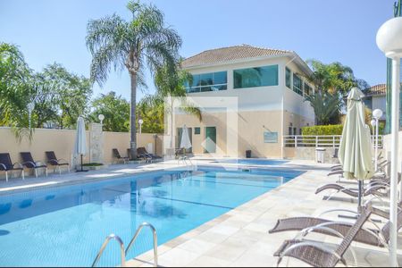 Casa de condomínio à venda com 174m², 3 quartos e 2 vagas Casa de condomínio à venda com 174m², 3 quartos e 2 vagasÁrea Comum