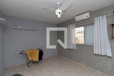 Casa à venda com 116m², 2 quartos e 1 vagaQuarto 1