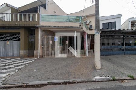 Casa à venda com 116m², 2 quartos e 1 vagaFachada