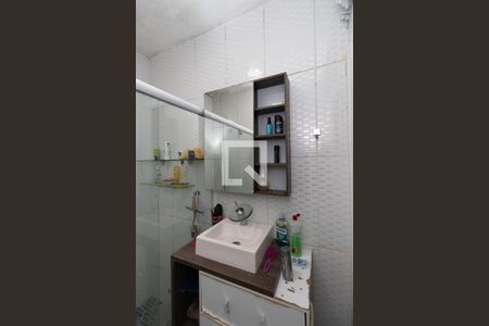 Casa à venda com 116m², 2 quartos e 1 vagaBanheiro Social