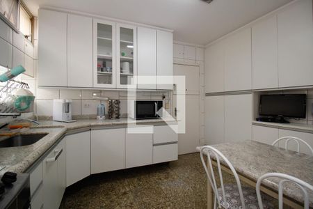 Apartamento à venda com 130m², 3 quartos e 1 vagaCozinha