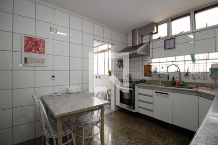 Apartamento à venda com 130m², 3 quartos e 1 vagaCozinha