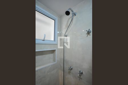 Apartamento à venda com 55m², 2 quartos e 1 vaga Apartamento à venda com 55m², 2 quartos e 1 vagaChuveiro do Banheiro