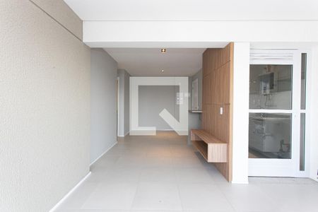 Apartamento para alugar com 65m², 2 quartos e 1 vagaVaranda