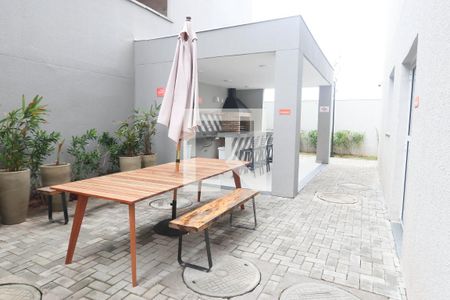 Apartamento para alugar com 34m², 2 quartos e sem vagaÁrea comum - Churrasqueira