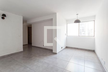 Sala de apartamento para alugar com 3 quartos, 80m² em Moema, São Paulo