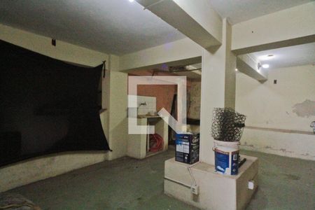 Casa à venda com 180m², 3 quartos e 3 vagasPorão