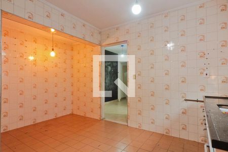 Casa à venda com 180m², 3 quartos e 3 vagasCasa 2 - cozinha