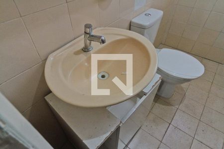 Casa à venda com 180m², 3 quartos e 3 vagasCasa 2 - banheiro