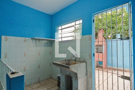 Casa à venda com 180m², 3 quartos e 3 vagasCasa 2 - área de serviço