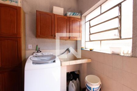 Casa à venda com 120m², 2 quartos e 1 vaga Casa à venda com 120m², 2 quartos e 1 vagaÁrea de Serviço