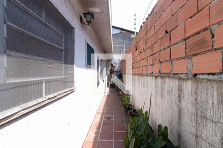 Casa à venda com 120m², 2 quartos e 1 vaga Casa à venda com 120m², 2 quartos e 1 vagaCorredor externo