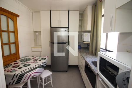 Apartamento à venda com 85m², 2 quartos e 1 vaga Apartamento à venda com 85m², 2 quartos e 1 vagaCozinha